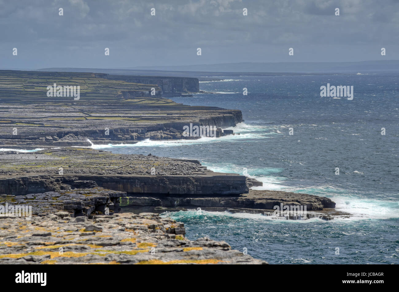Dun aonghasa inishmore hi-res stock photography and images - Alamy