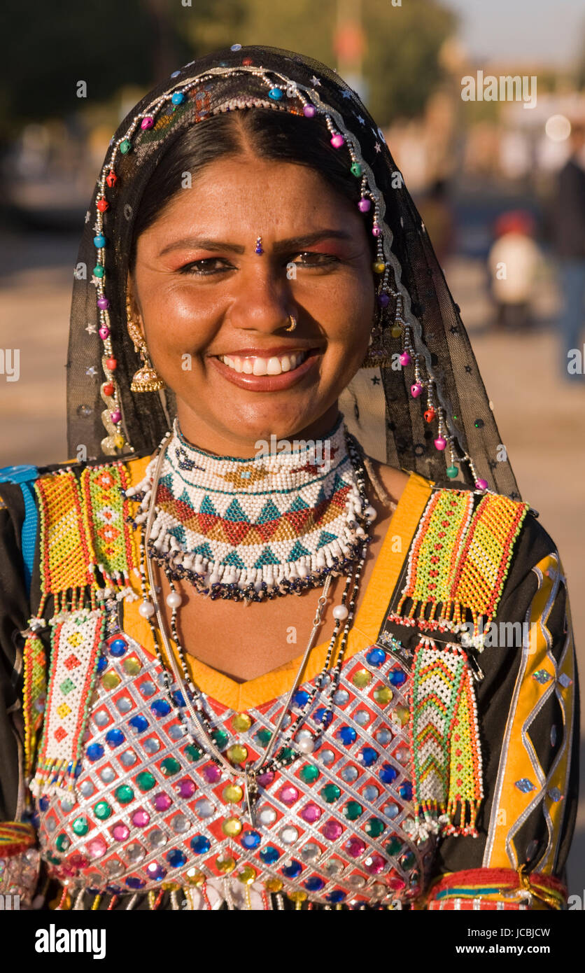 Kalbelia dancer rajasthan india hi-res stock photography and images - Alamy