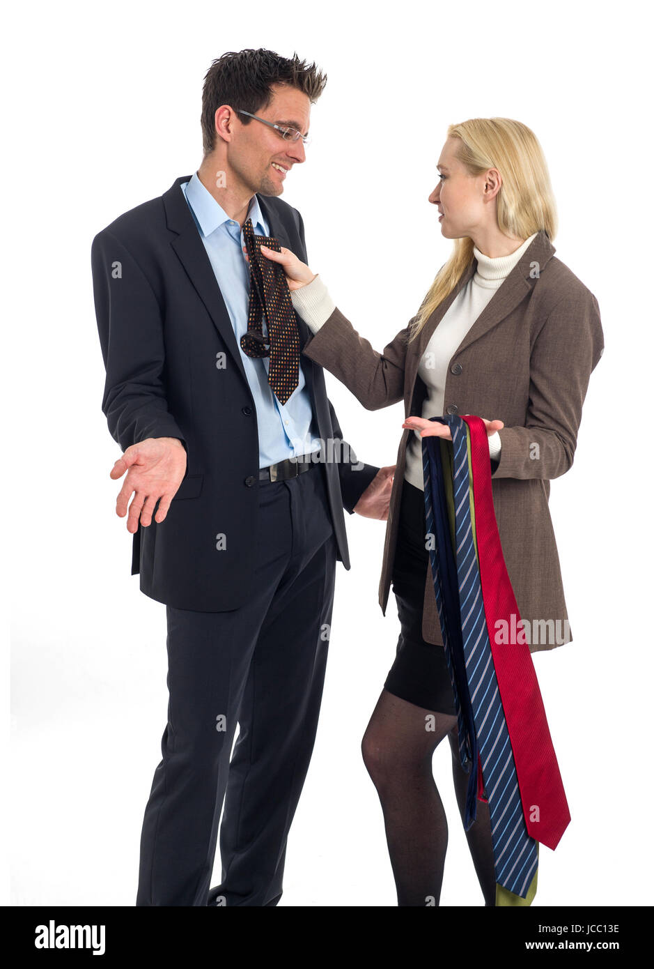 Mann und Frau wählen ein Krawatte aus Stock Photo