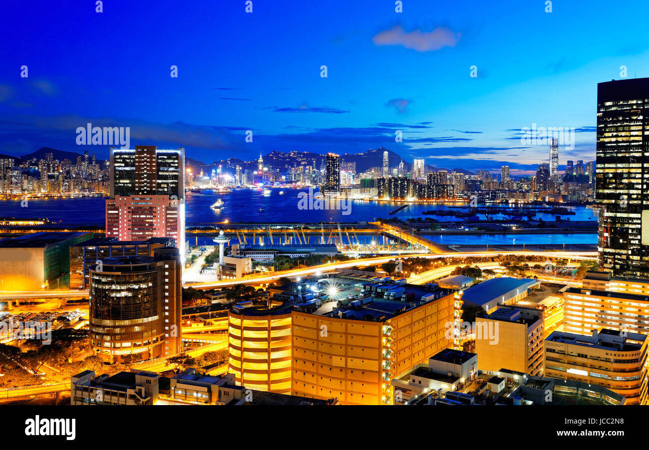 Sunset in downtown city, hong kong Stock Photo - Alamy
