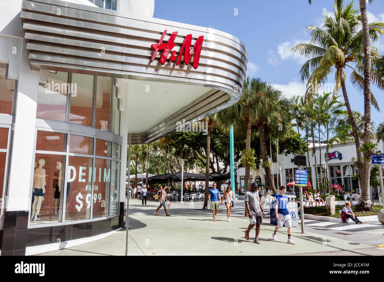 Miami Beach Florida,Lincoln Road,pedestrian shopper shoppers shop shops