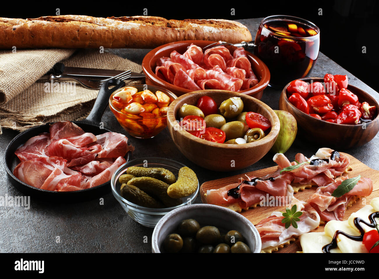 Sangria and tapas hires stock photography and images Alamy