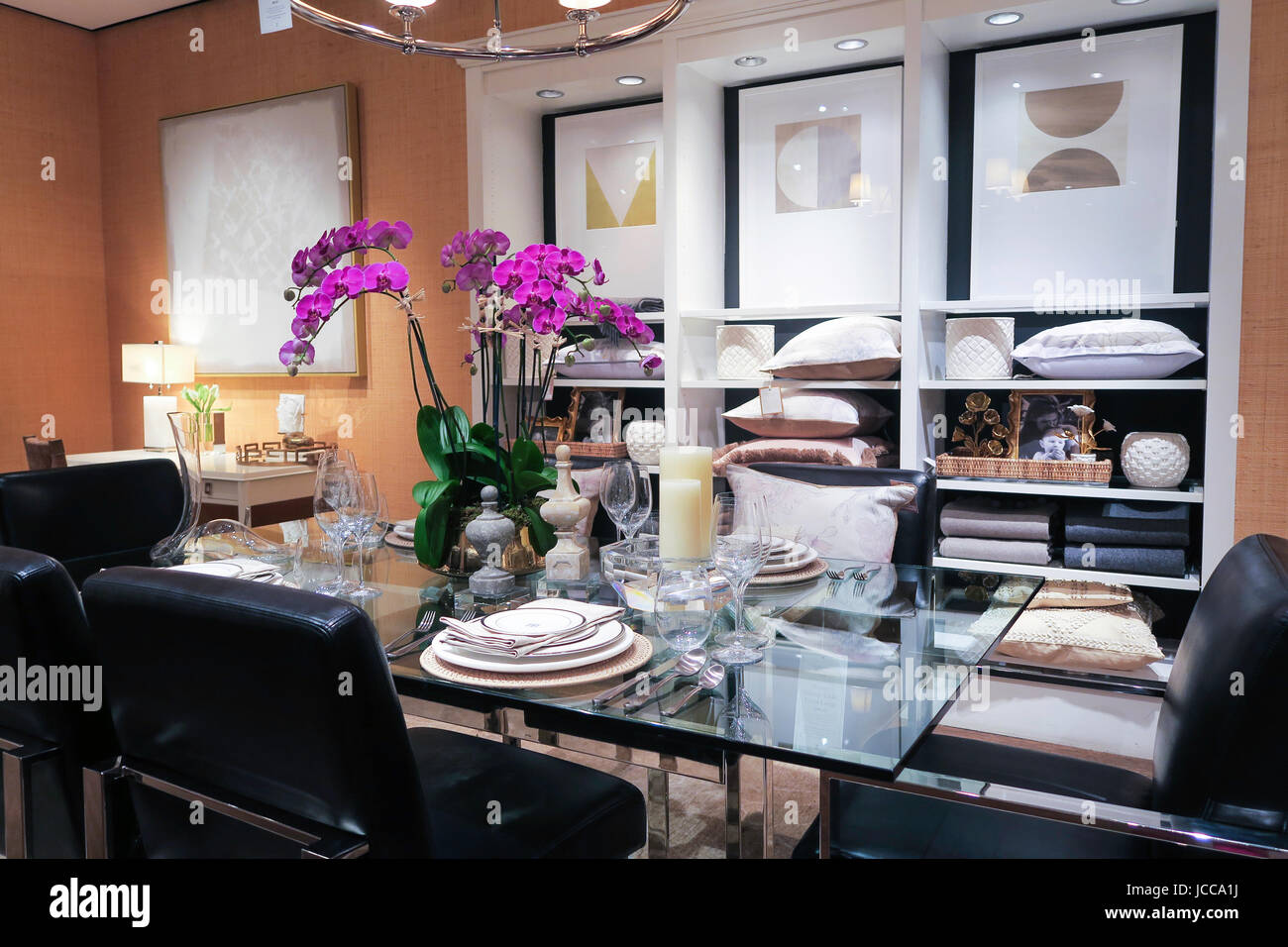 Williams Sonoma in Time Warner Center, NYC, USA Stock Photo Alamy