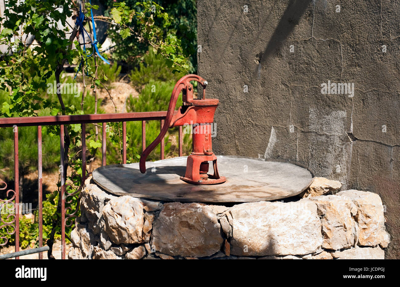 lebanon water supply Stock Photo Alamy