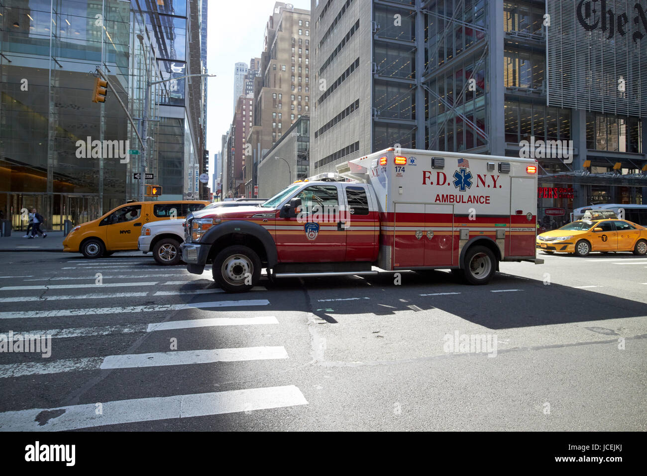fdny ambulance New York City USA Stock Photo