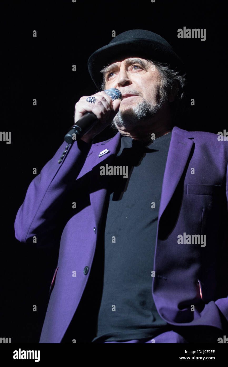 London, UK. 14th June, 2017. Joaquin Sabina performs at Royal Albert Hall as part of his tour Lo Niego Todo in London UK. Credit: Brayan Lopez/Alamy Live News Stock Photo