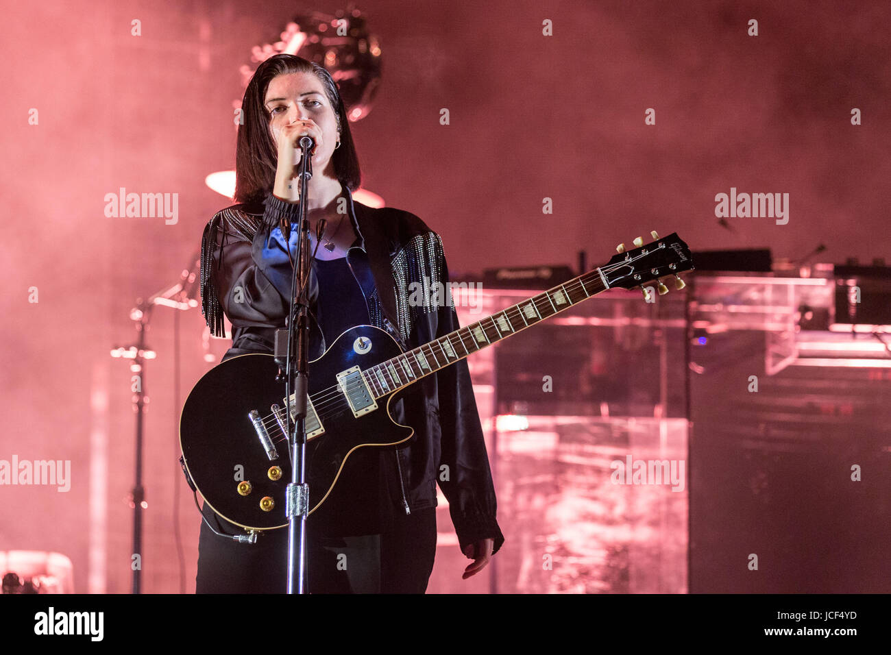 Romy madley croft hi-res stock photography and images - Alamy
