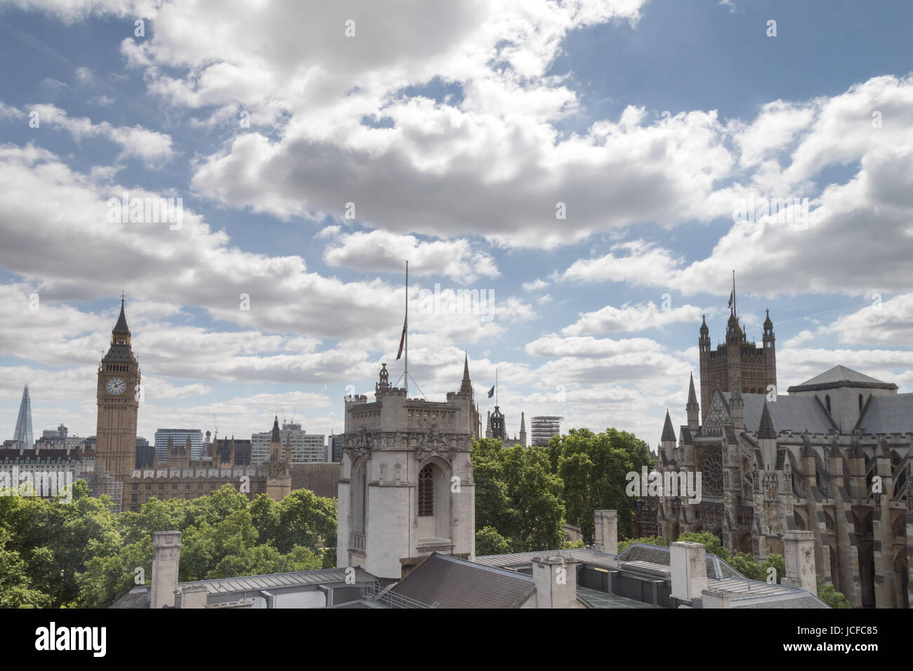 Westminister, UK. 16th June 2017. UK Weather: Mid morning clouds on warm day in London. View over London skyline with Big ben, parliamnet The Shard and London eye. Cumulonimbus clouds expected to clear for hot weekend Credit: WansfordPhoto/Alamy Live News Stock Photo