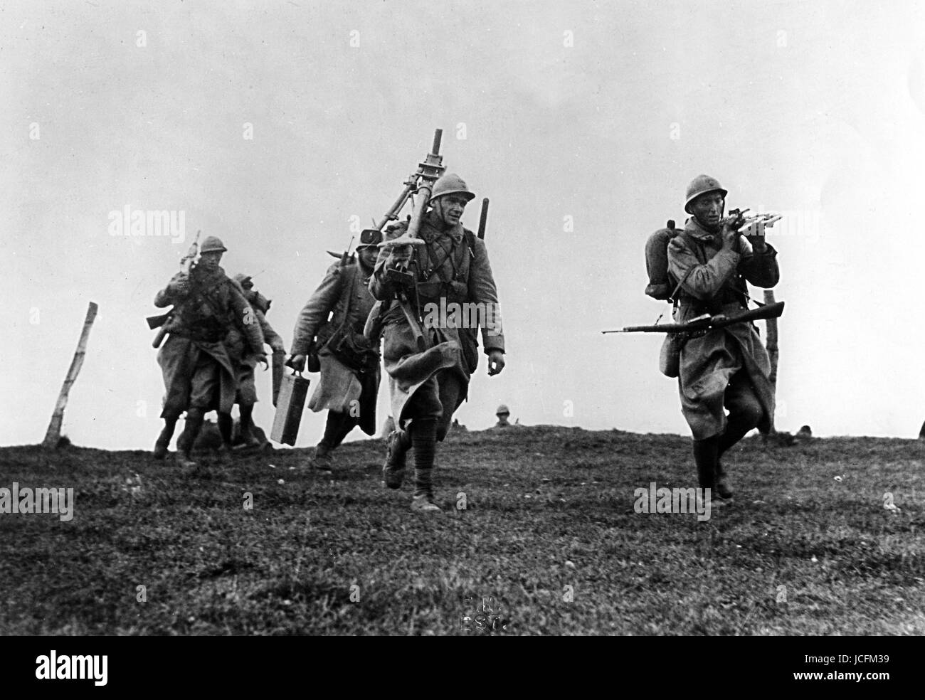 France.  September first, 1938.  Preparation with the war. Army manoeuvres.  A section of machine gunners in Doubs. Stock Photo