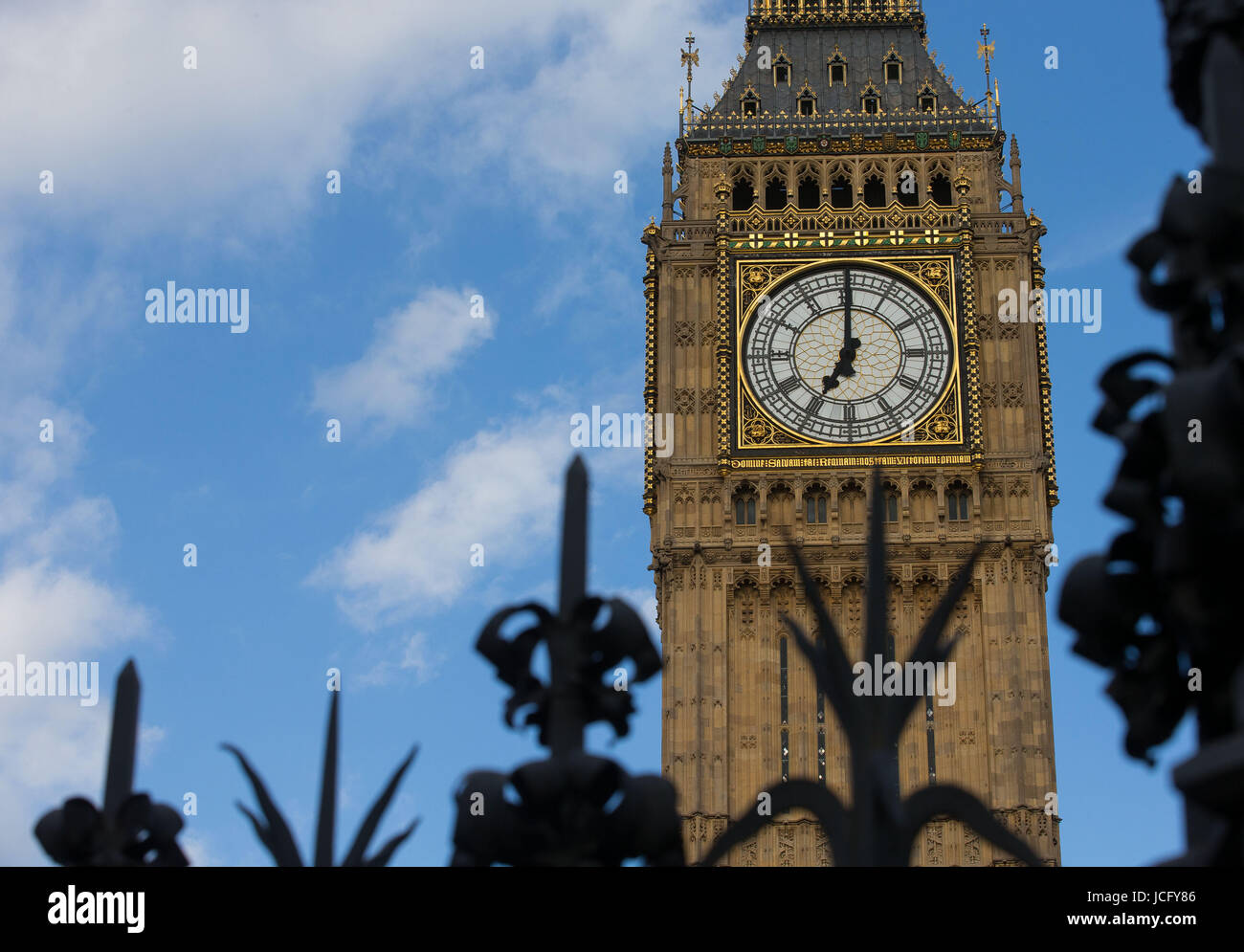 download elizabeth tower clock face download elizabeth tower clock face