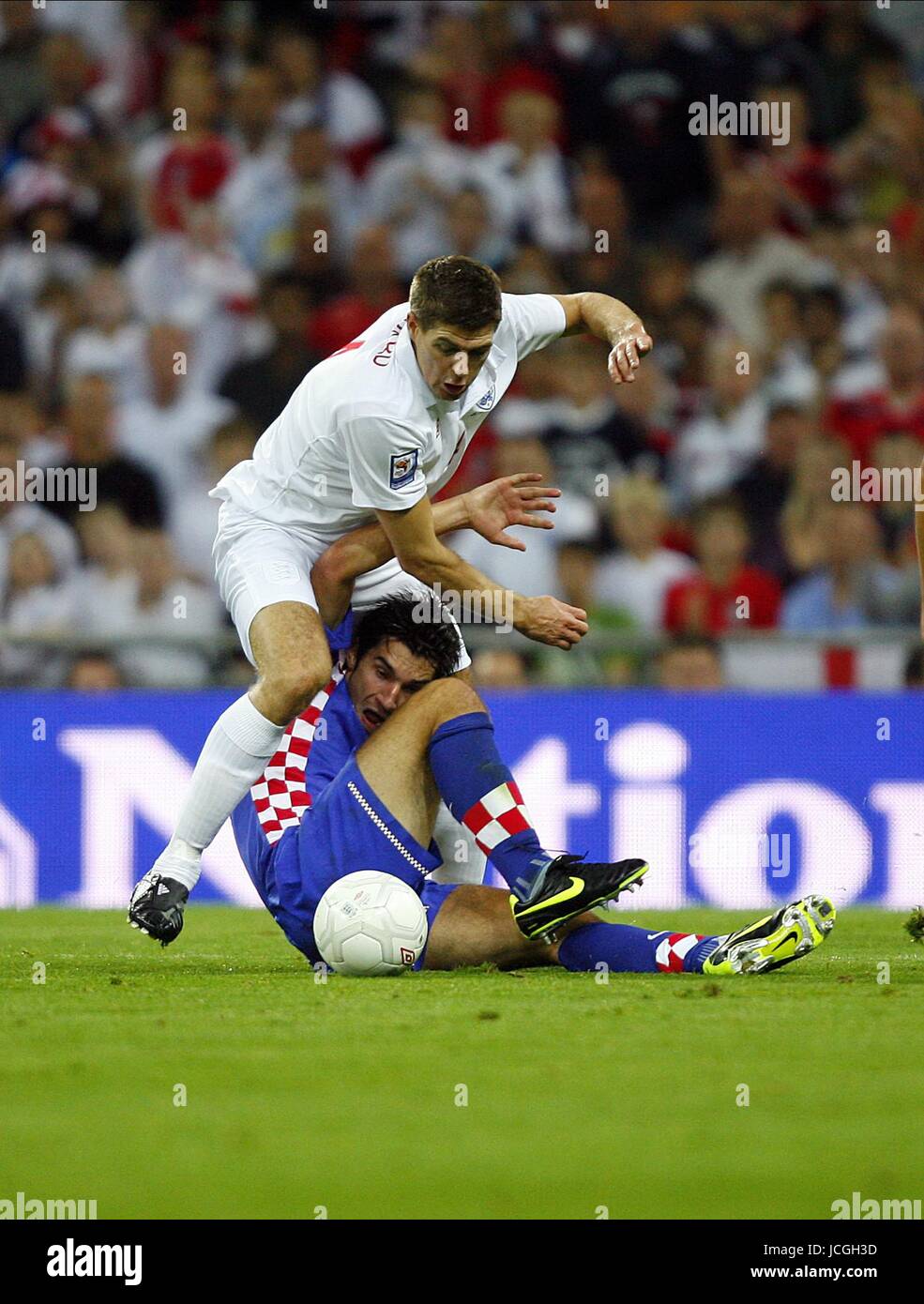 STEVEN GERRARD & NIKOLA POKRIVAC ENGLAND V CROATIA ENGLAND V CROATIA