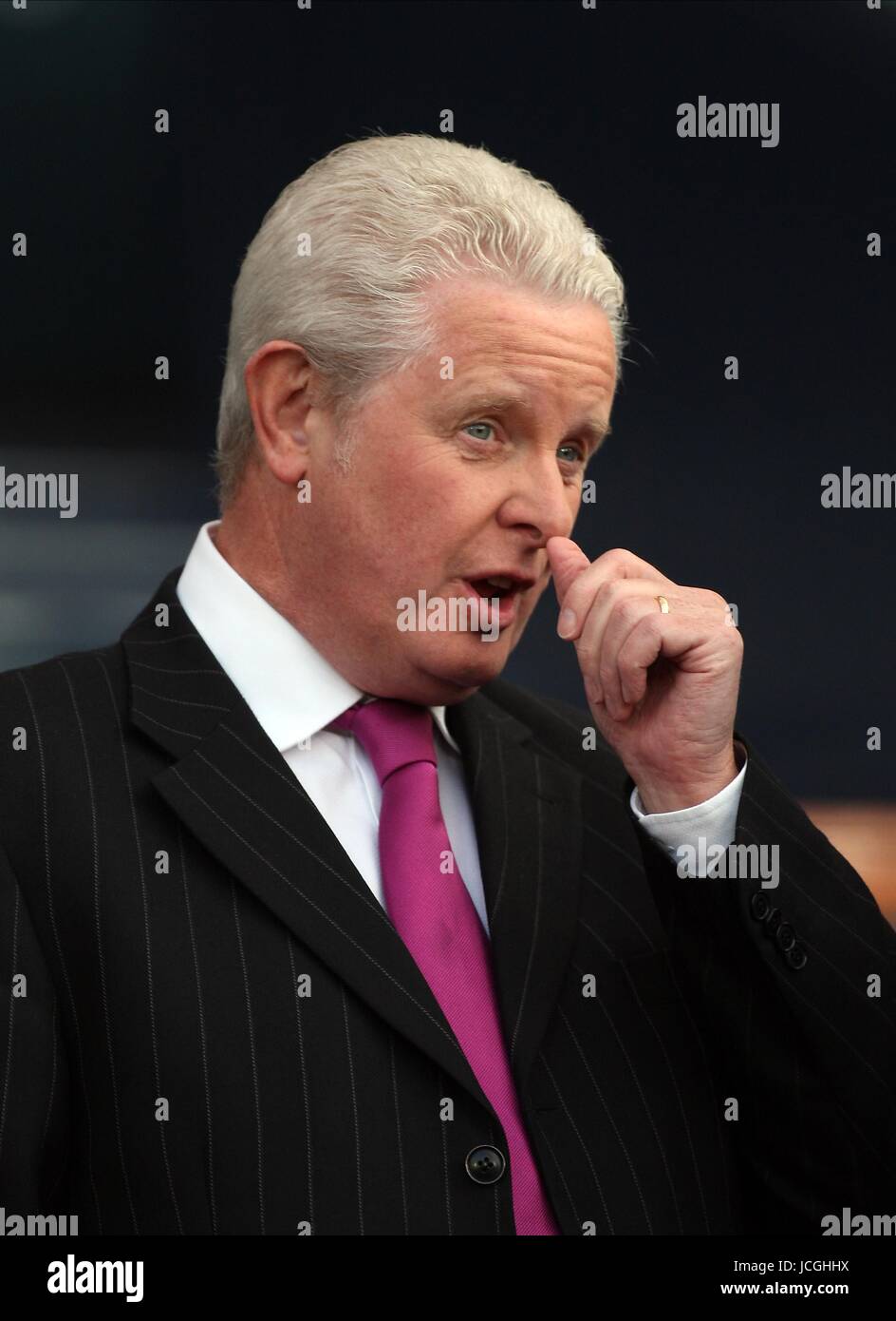 DOUGIE DONNELLY BBC RADIO SCOTLAND SPORTSCASTER SCOTLAND V HOLLAND