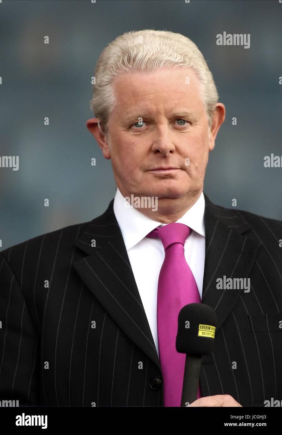 DOUGIE DONNELLY BBC RADIO SCOTLAND SPORTSCASTER SCOTLAND V HOLLAND