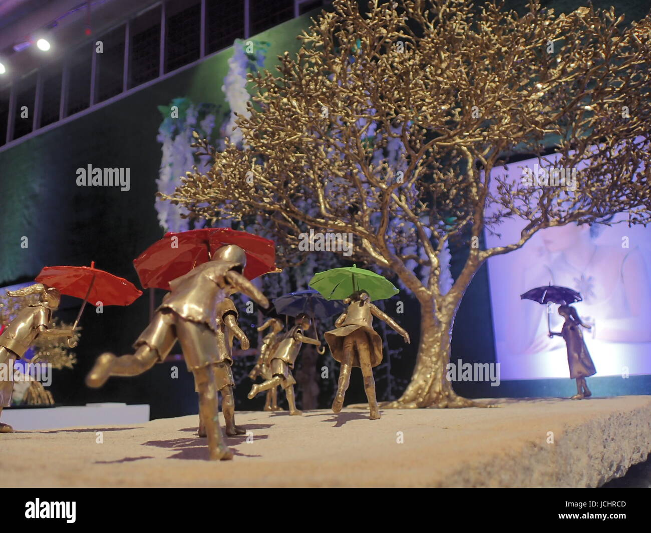 Pasay City, Philippines. 14th June, 2017. Handcrafted solid brass