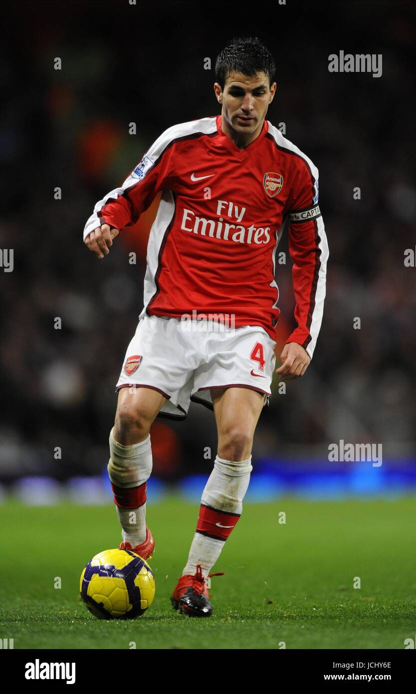 CESC FABREGAS ARSENAL FC ARSENAL V CHELSEA EMIRATES STADIUM LONDON CESC FABREGAS ARSENAL FC ARSENAL V CHELSEA EMIRATES STADIUM LONDON