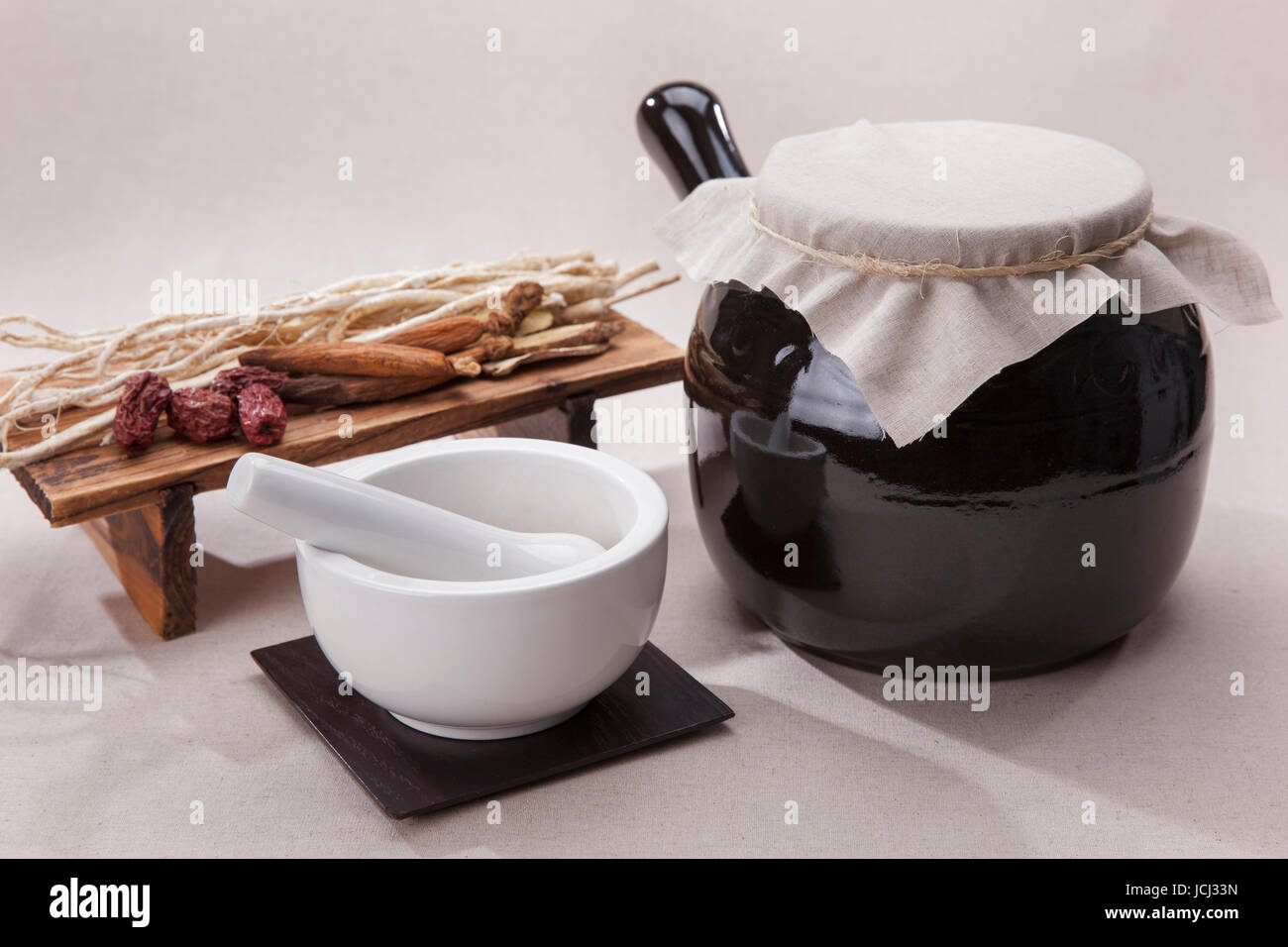 Traditional Korean medicine and clay pot Stock Photo