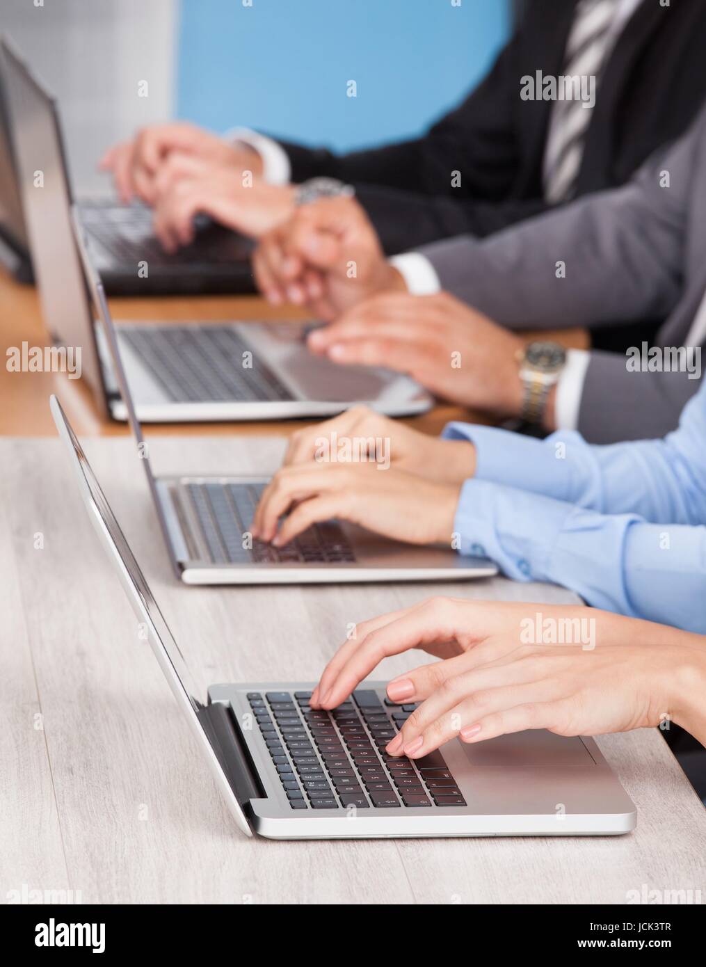 deal business transaction Stock Photo - Alamy