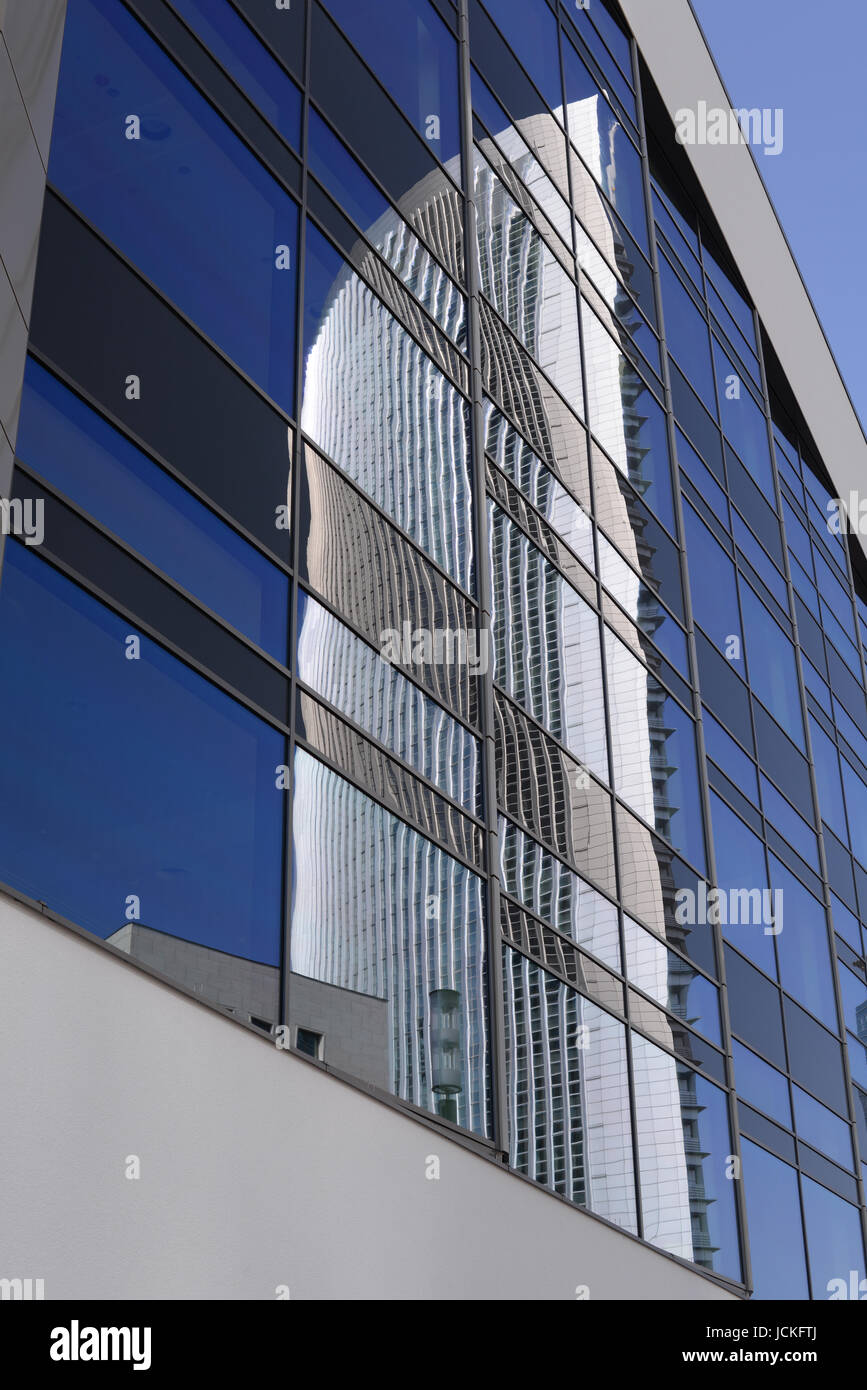 Fassade Glasfassade Geb ude Haus Modern Architektur Spiegelung 