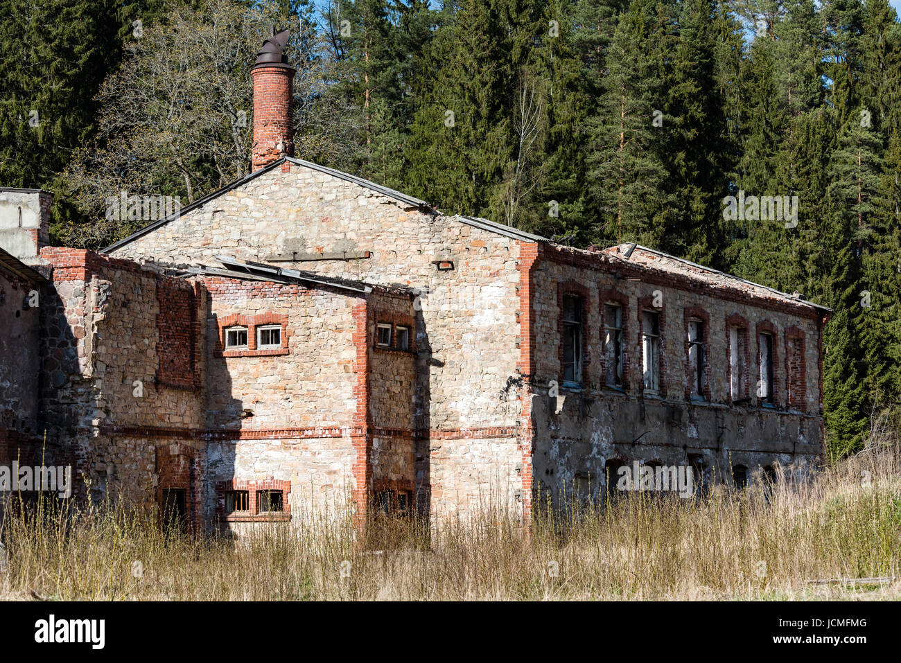 abandoned building ruins on blue sky Stock Photo - Alamy