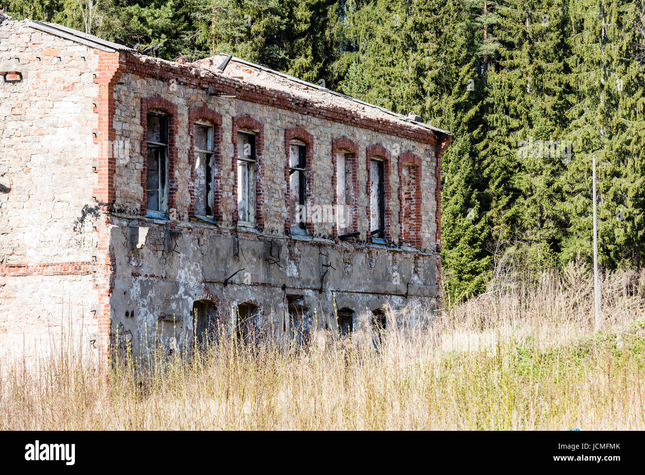 abandoned building ruins on blue sky Stock Photo - Alamy