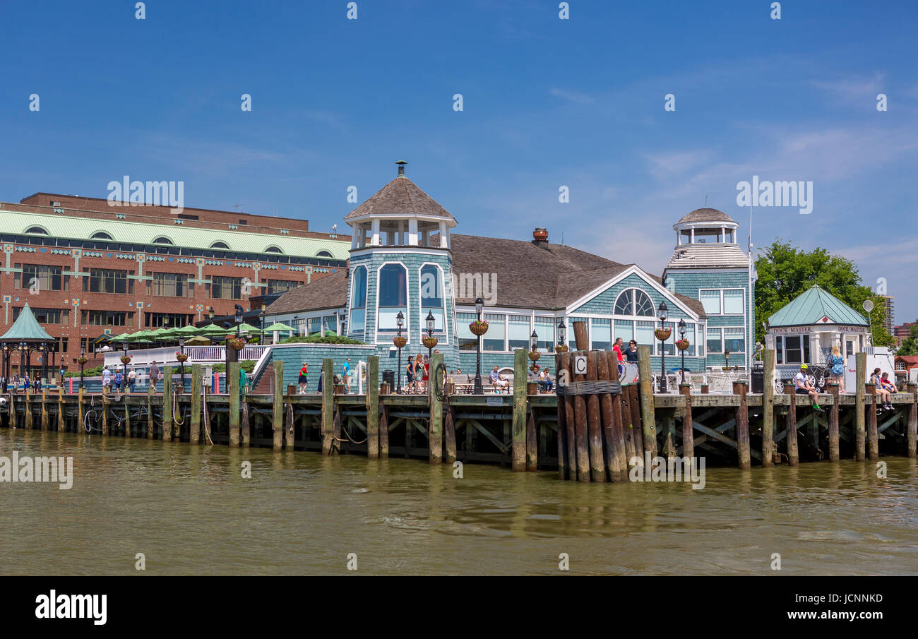 Chart House Old Town Alexandria