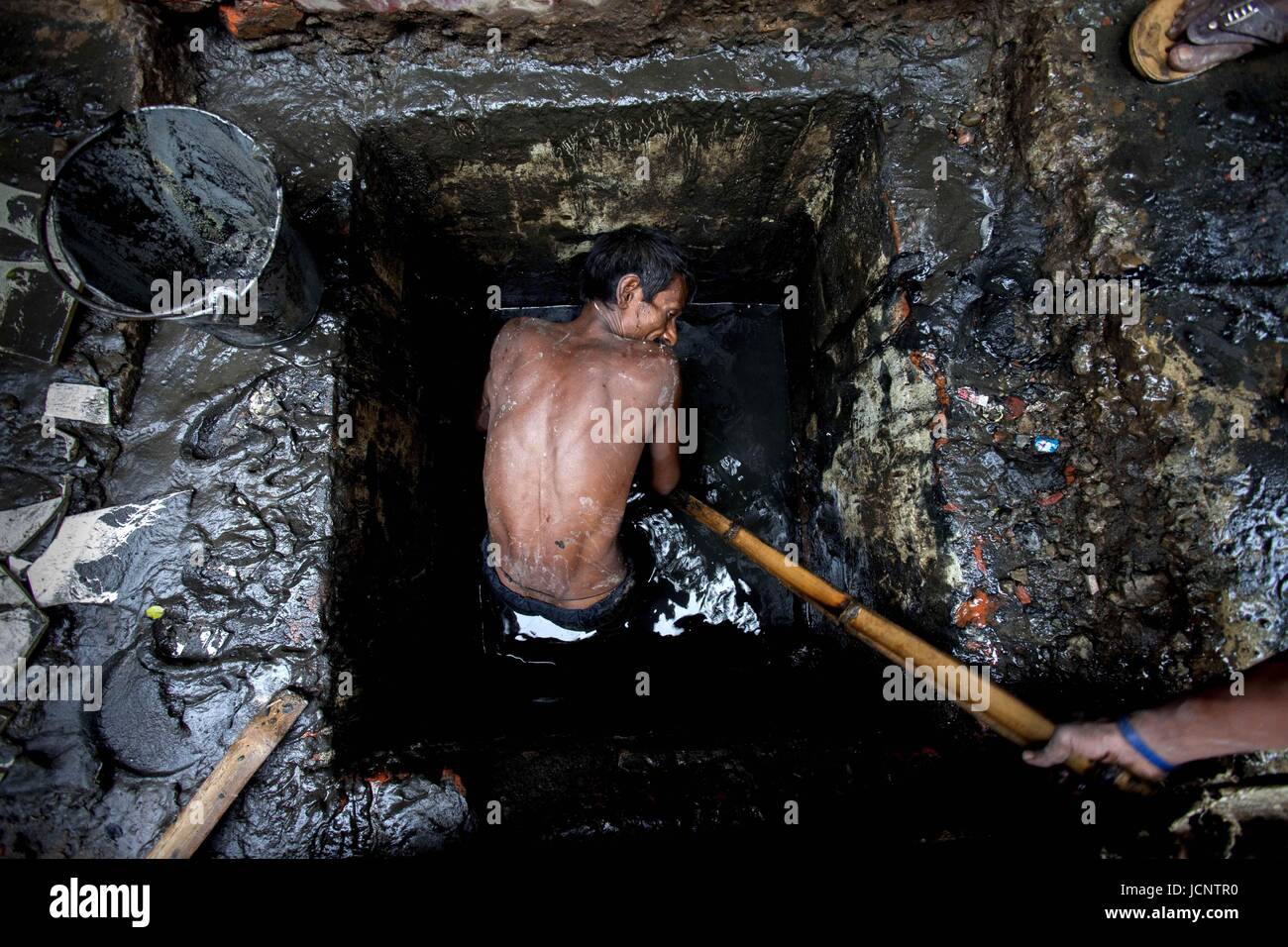Bangladeshi sewer cleaner hires stock photography and images Alamy