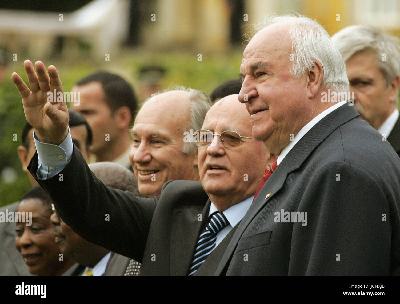 Potsdam, Germany. 03rd Oct, 2005. Former chancellor Helmut Kohl (r, front), former Russian president Mikhail Gorbachev (center) and Prince Karim Aga Khan IV (l, back) at Sanssouci Palace on 03 October 2005. Credit: dpa/Alamy Live News Stock Photo