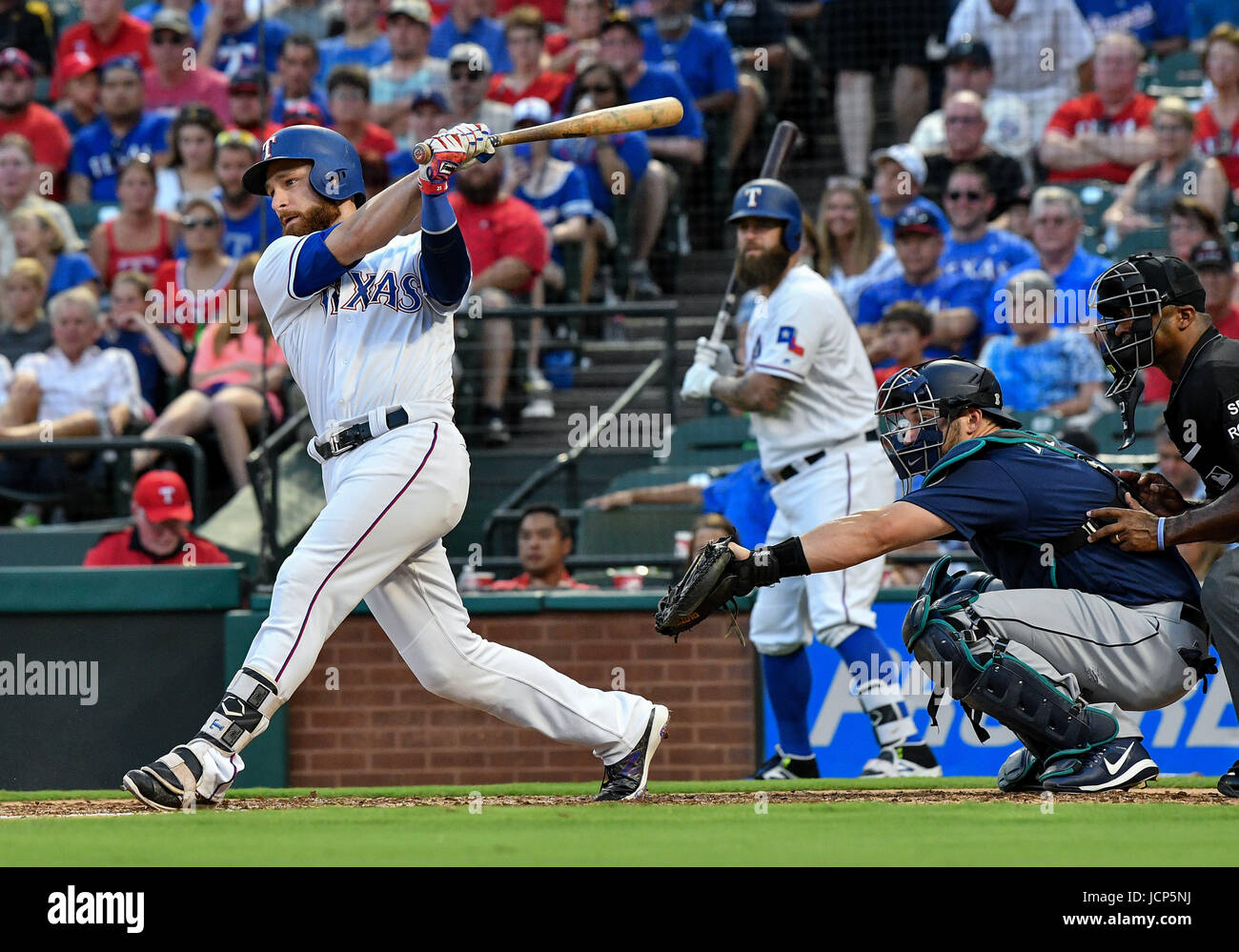 Arlington, Texas, USA. 16th June, 2017. Texas Rangers catcher Jonathan ...