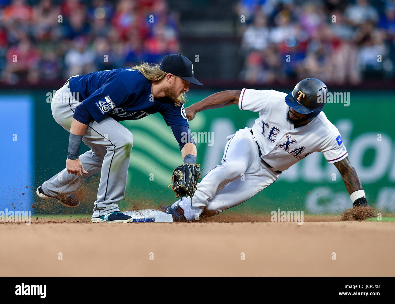 Arlington, Texas, USA. 16th June, 2017. Texas Rangers second baseman ...