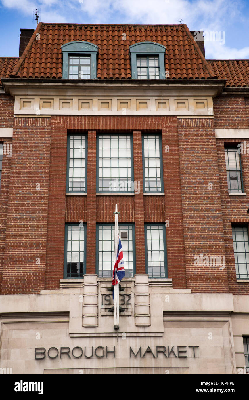 UK, London, Southwark, Borough High Street, 1932 Art Deco entrance to