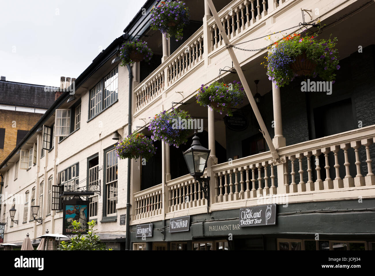UK, London, Borough High Street, The George Inn, one of London’s last Galleried Inns, mentioned in Little Dorritt Stock Photo