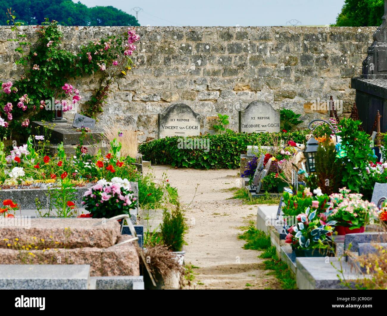 Vincent Van Gogh Auvers-sur-oise Town Cemetery Auvers-sur-oise