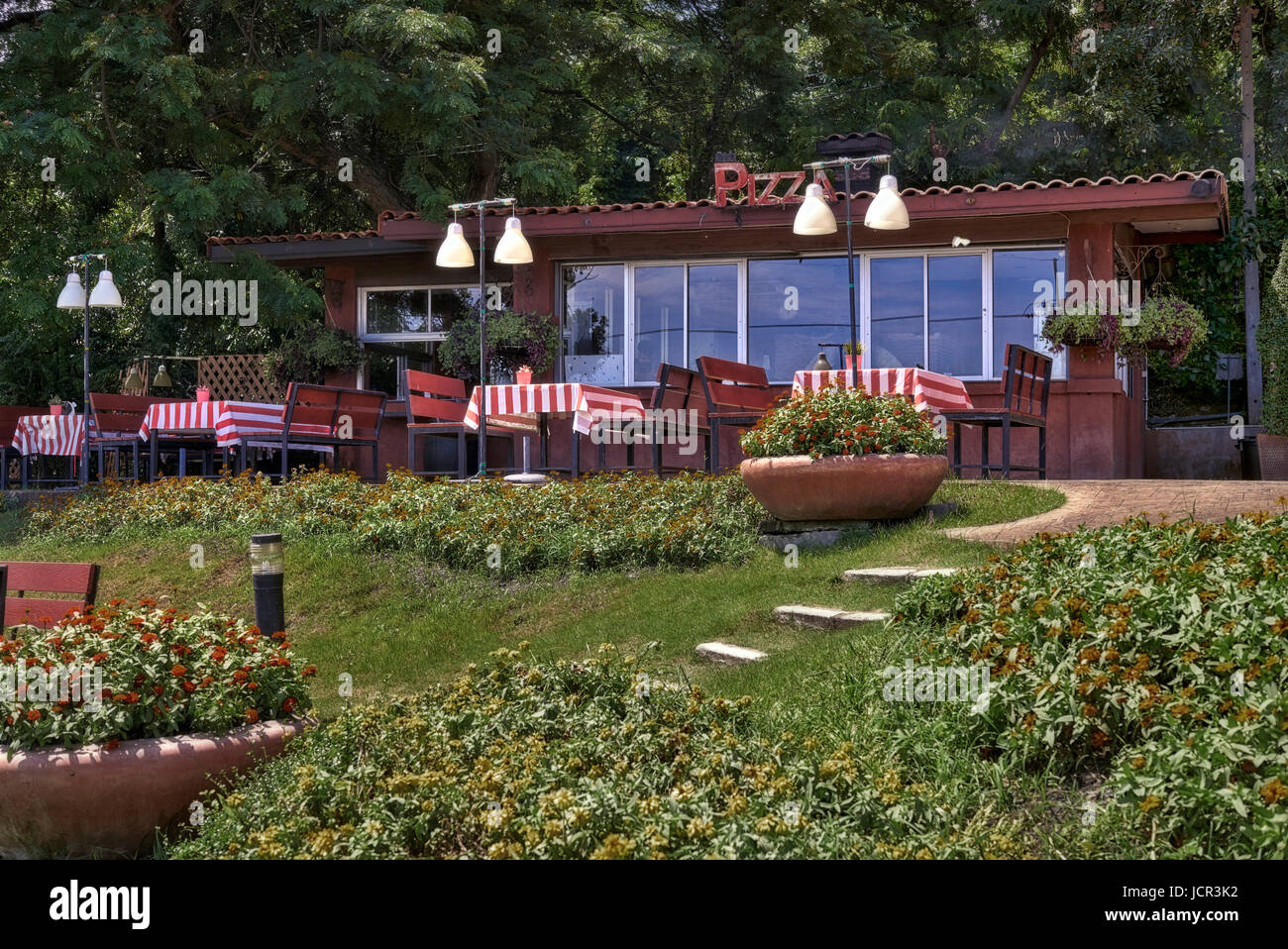 Pizza Restaurant Exterior Stock Photos & Pizza Restaurant Exterior