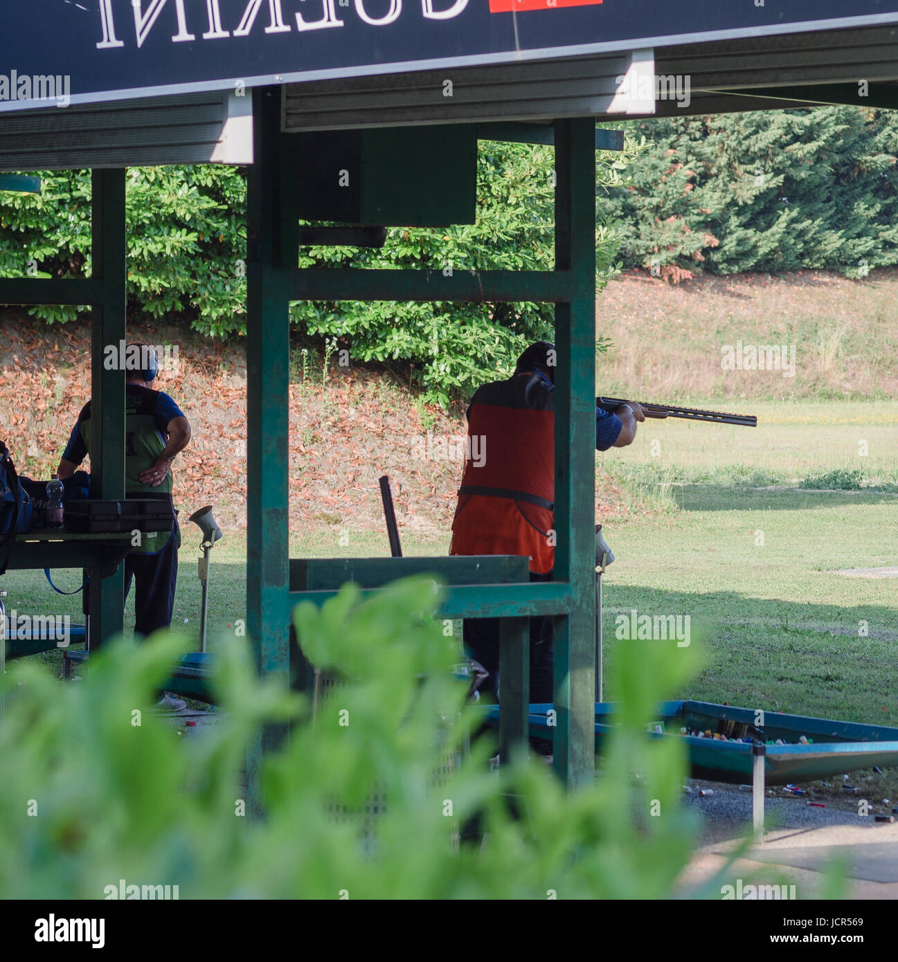 Clay targets hires stock photography and images Alamy