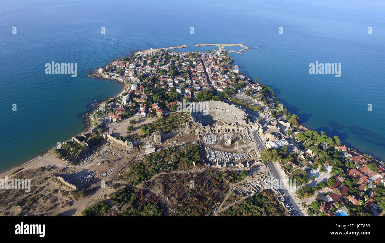 Ruins of the ancient city of Side and the Amphitheatre photo Stock ...