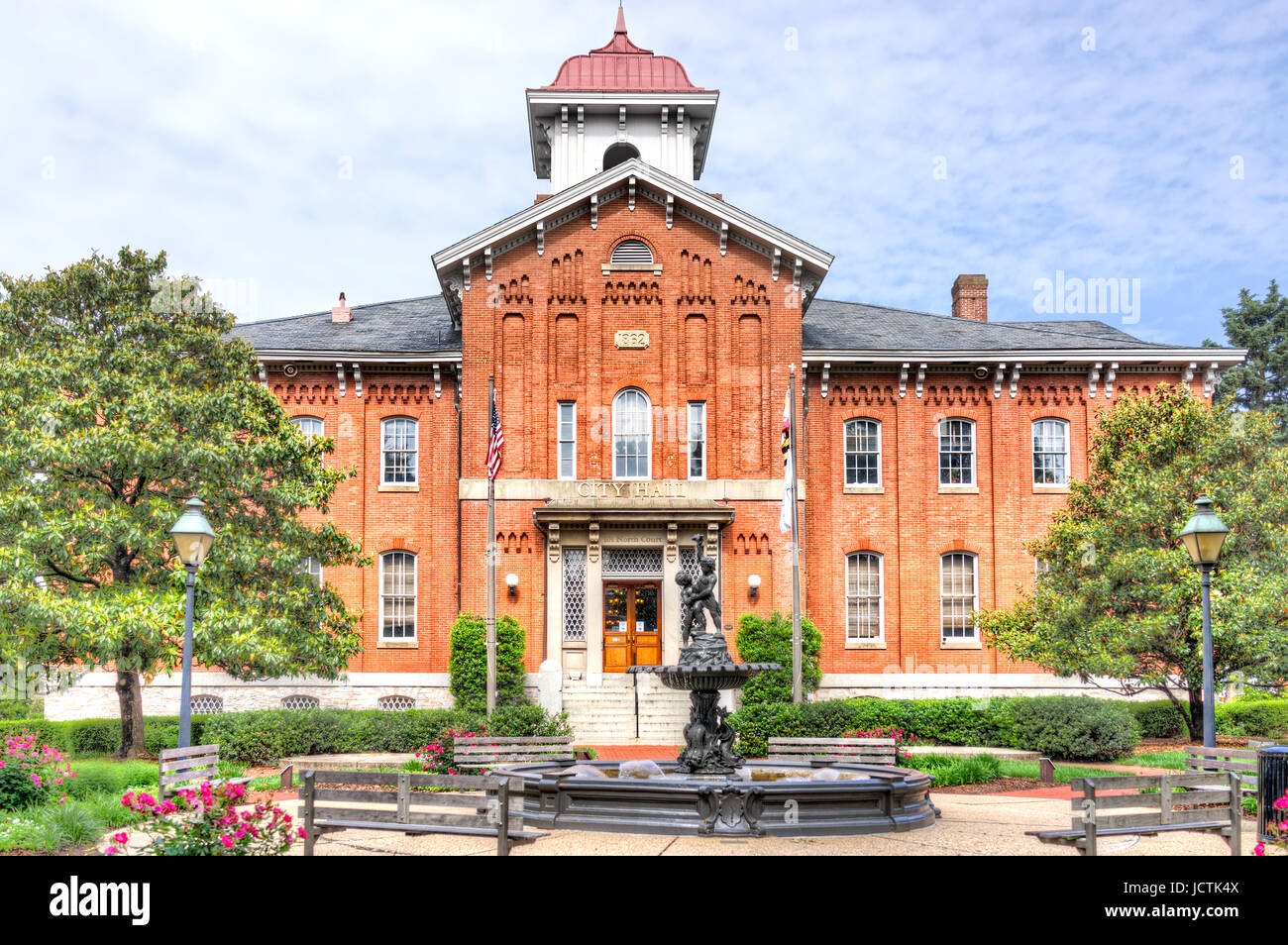 Winchester town hall hi-res stock photography and images - Alamy