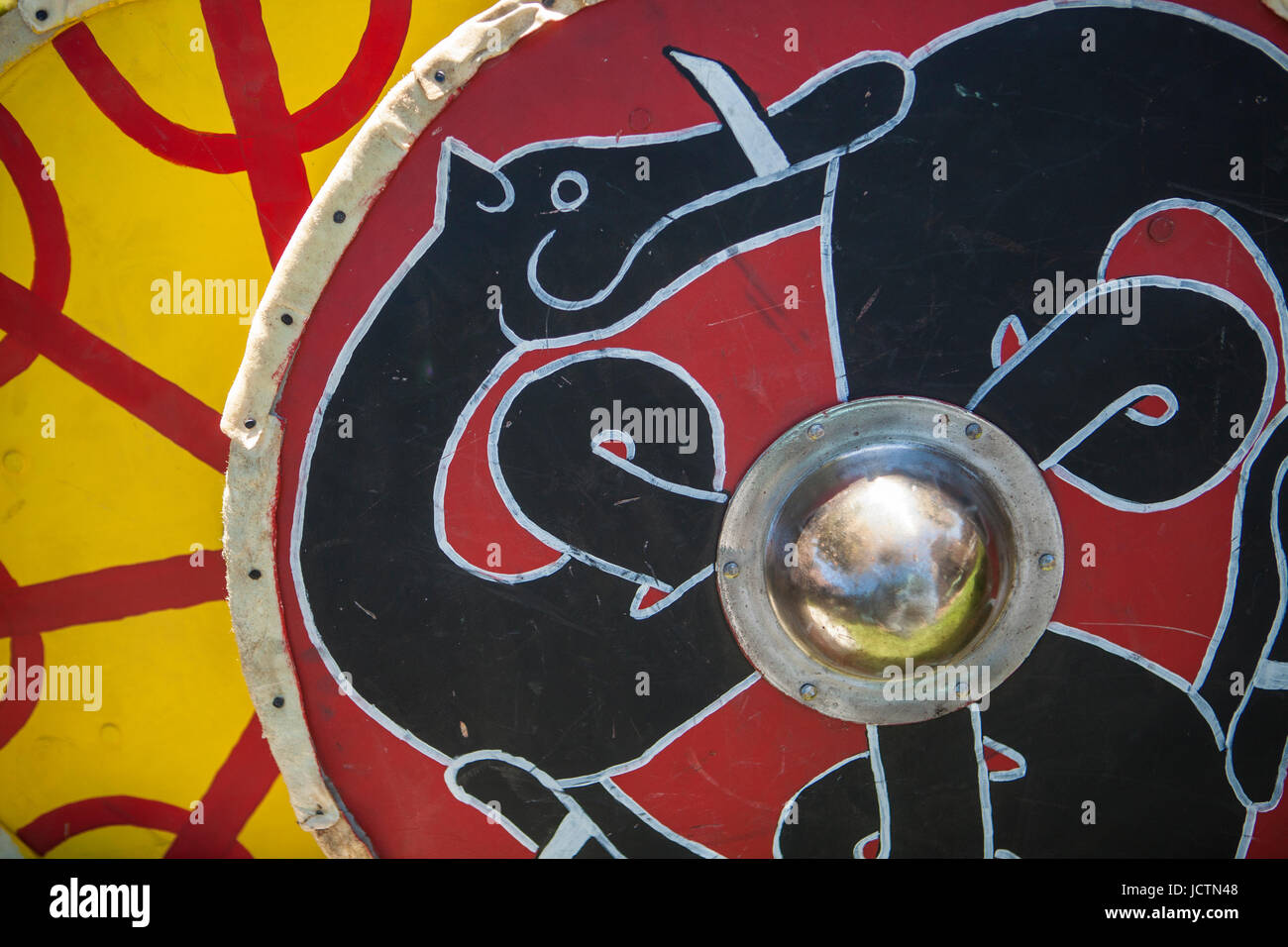 Viking shields hi-res stock photography and images - Alamy