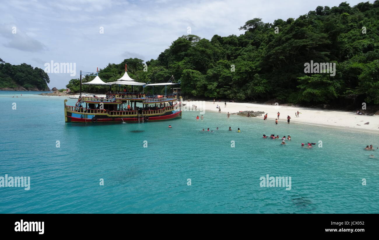 Koh Rang Snorkeling trip to Koh Rang, Koh Chang, Thailand Stock Photo - Alamy