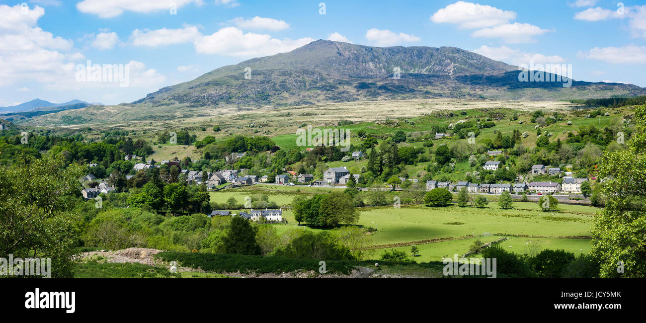 Dolwyddelan village in the Snowdonia National Park (Parc Cenedlaethol Eryri) in North Wales nestling at the foot of Moel Siabod and beside Afon Lledr  Stock Photo