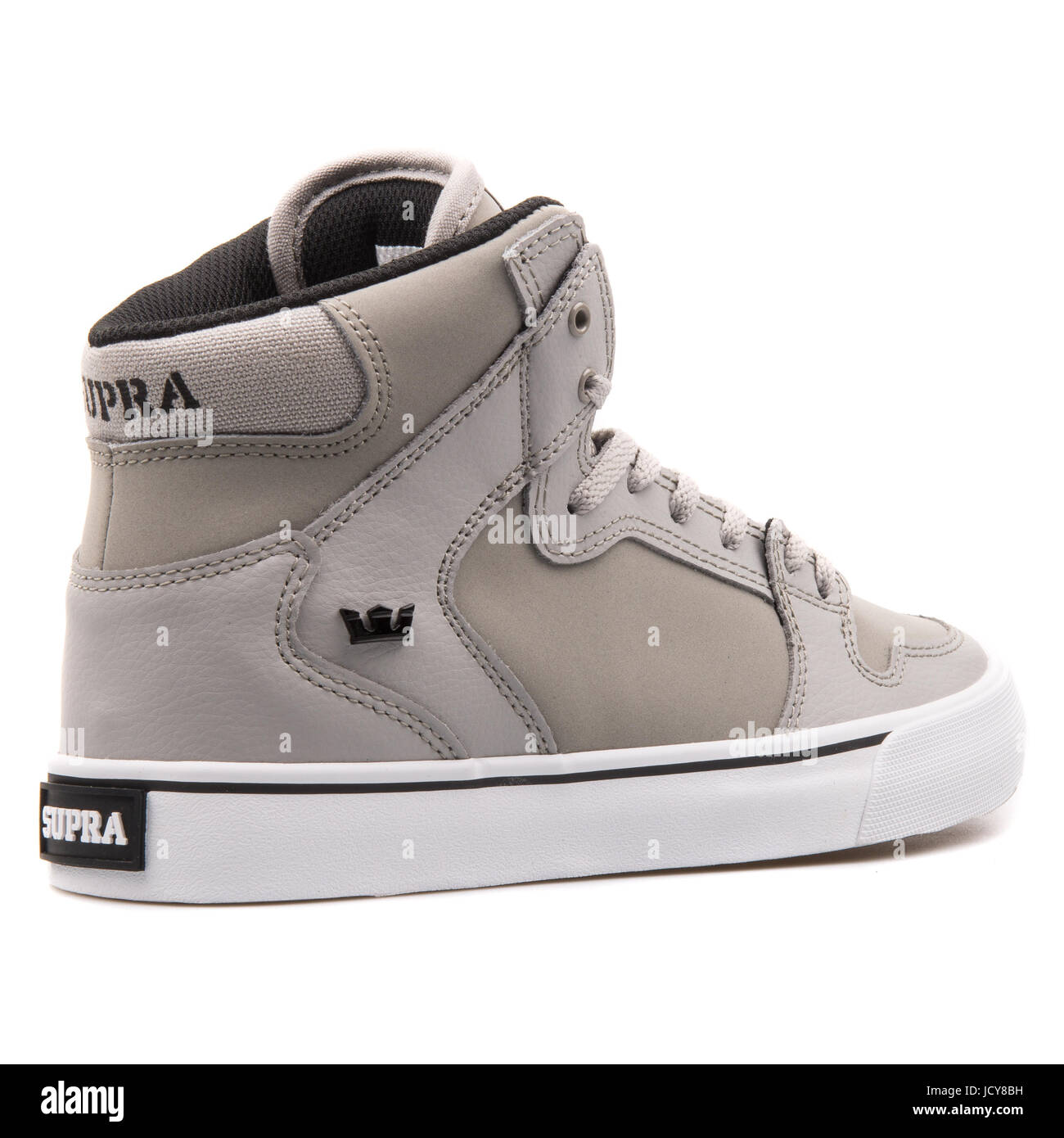 Supra Kids Vaider Grey, Black and White Sports Shoes - S11224K Stock Photo  - Alamy
