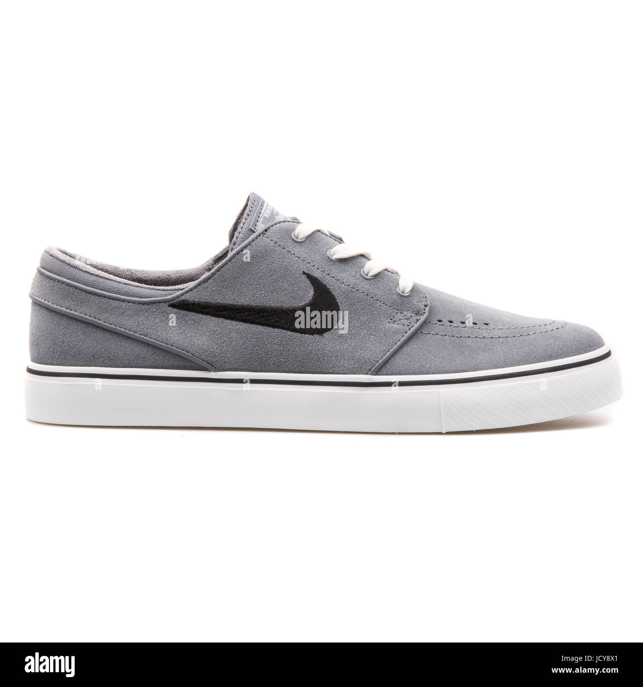 Literacy indrømme langsom Nike Zoom Stefan Janoski Cool Grey and White Men's Skateboarding Shoes -  333824-045 Stock Photo - Alamy