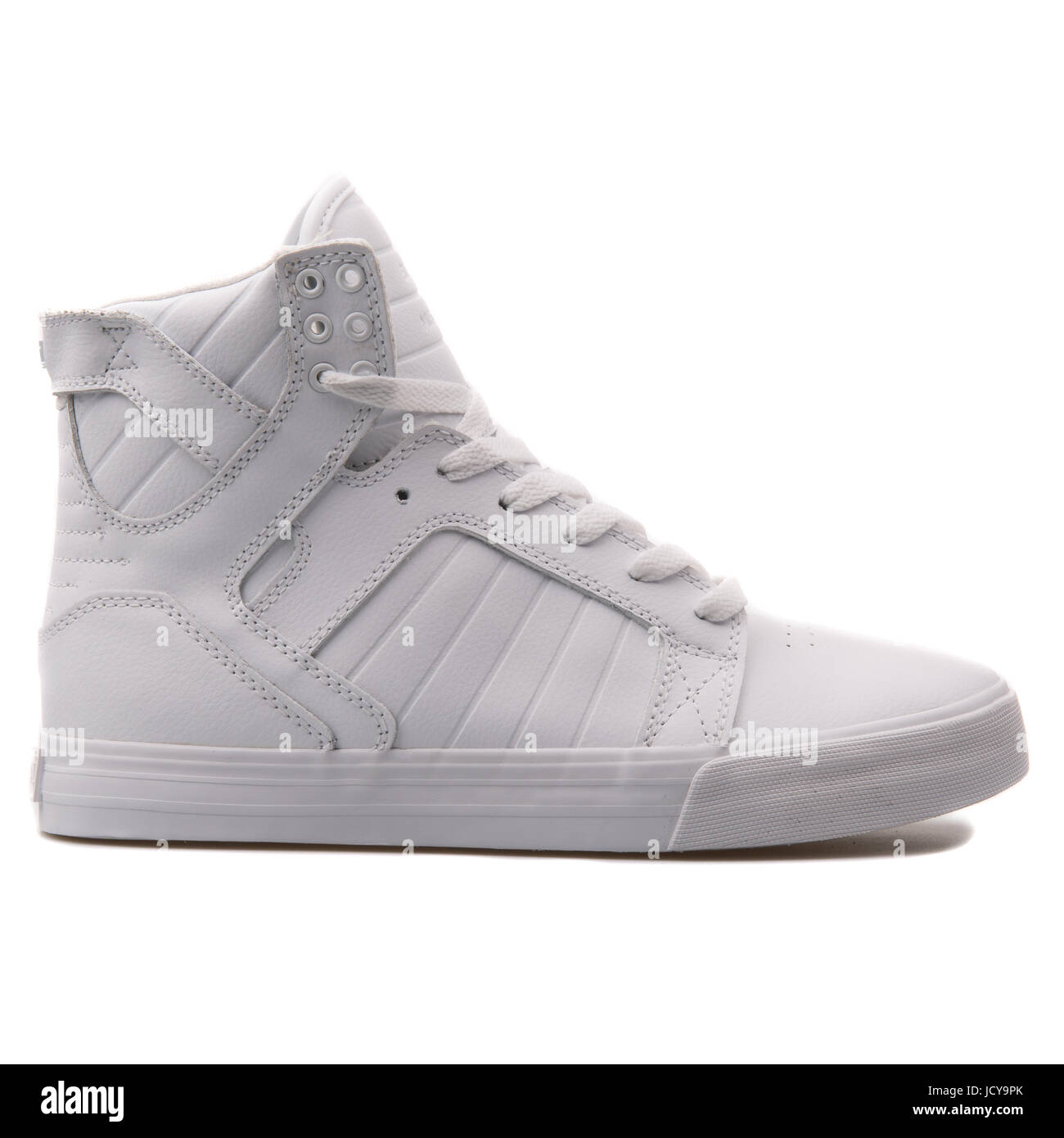 Supra sneakers hi-res stock photography and images - Alamy