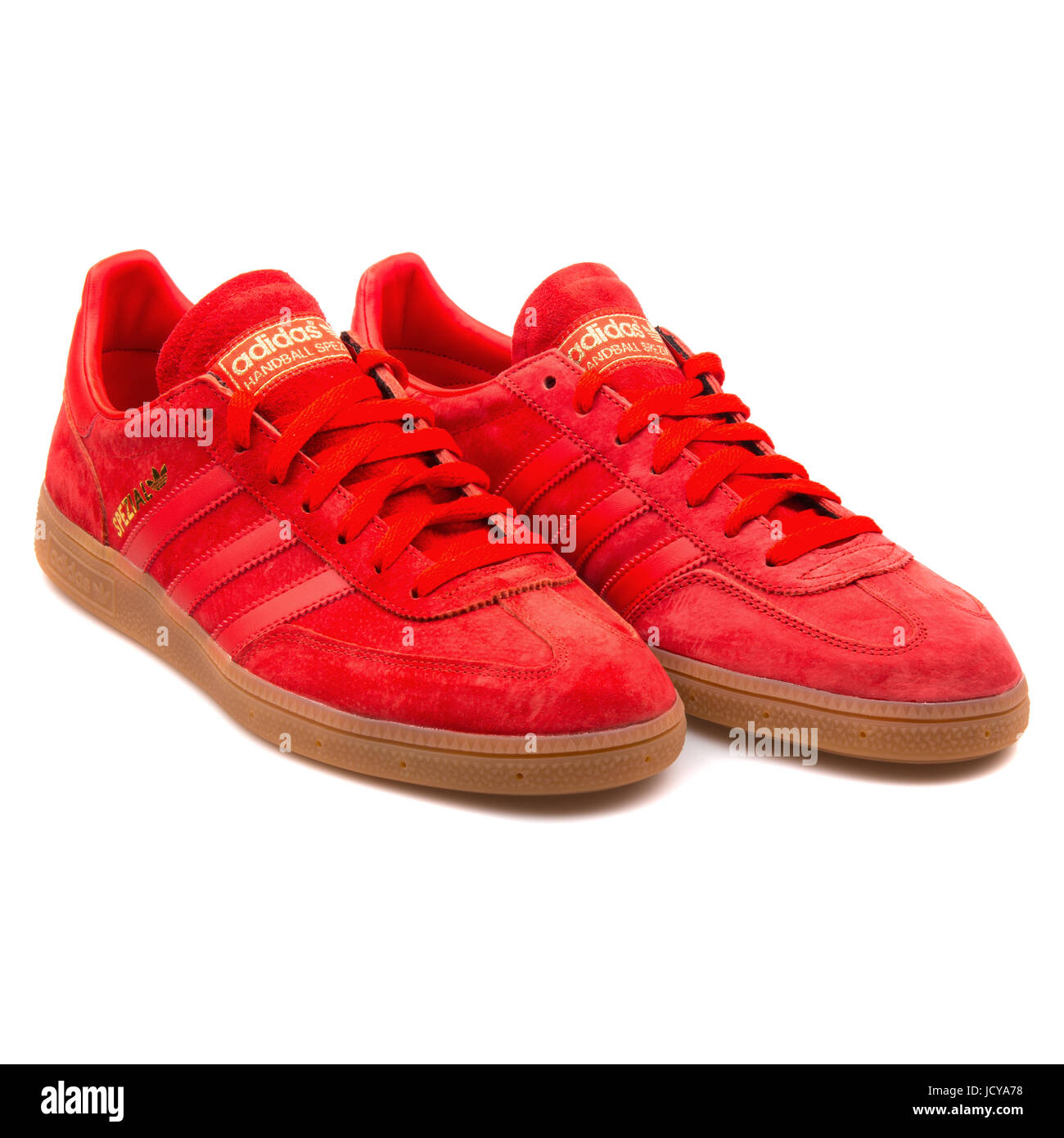 El principio Una oración léxico Adidas Spezial Red Men's Sports Shoes - B35209 Stock Photo - Alamy
