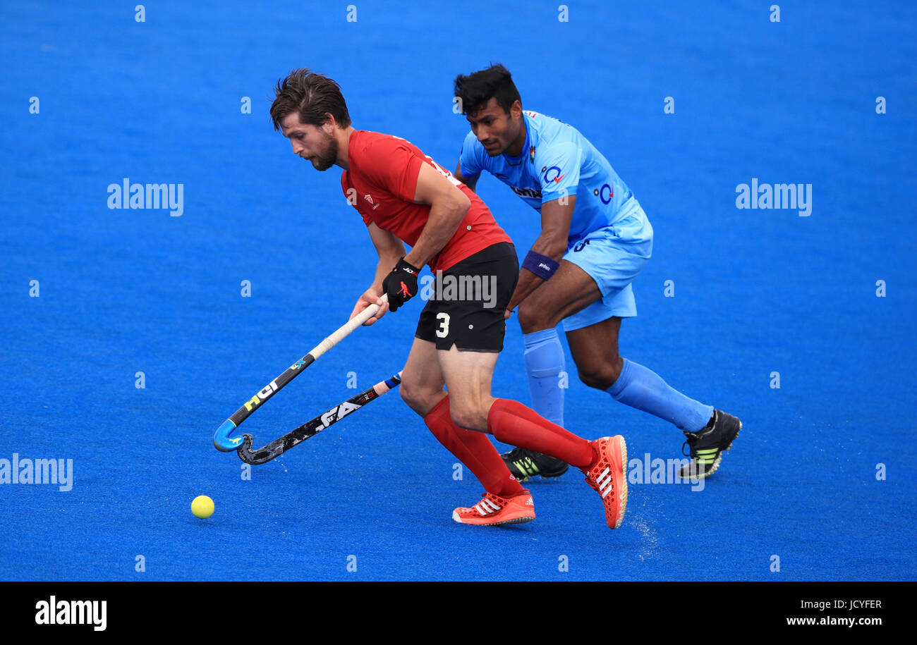 canada s iain smythe left battles for possession of the ball with