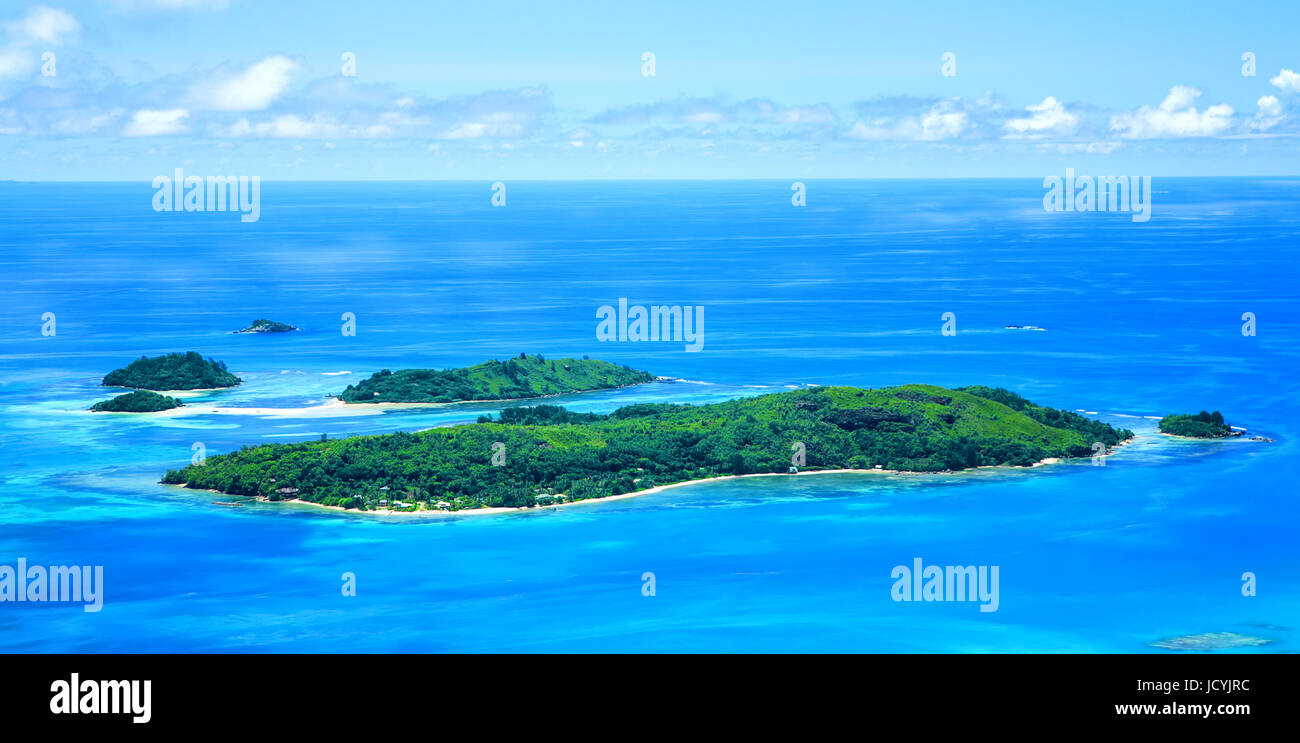 Cit tropical hi-res stock photography and images - Alamy