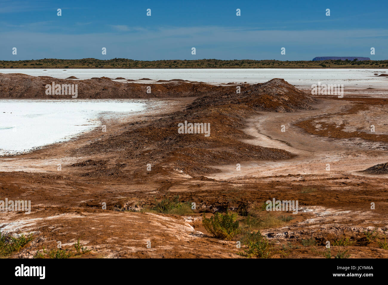 Desolate Australian Landscape Australian desert desolate hi-res stock photography and images - Alamy