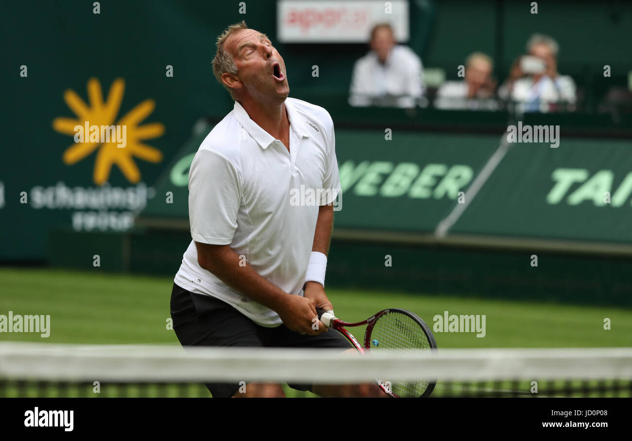 Halle, Germany. 17th June, 2017. Thomas Muster of Austria during the Champions  Trophy of the Gerry Weber Open in Halle, Germany, 17 June 2017. Photo:  Friso Gentsch/dpa/Alamy Live News Stock Photo - Alamy