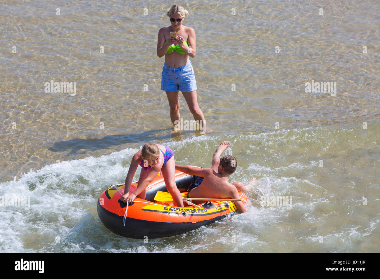Intex Explorer Pro 100 Boat Dinghy High Resolution Stock Photography And Images Alamy Intex Explorer Pro 100 Boat Dinghy High Resolution Stock Photography And Images Alamy