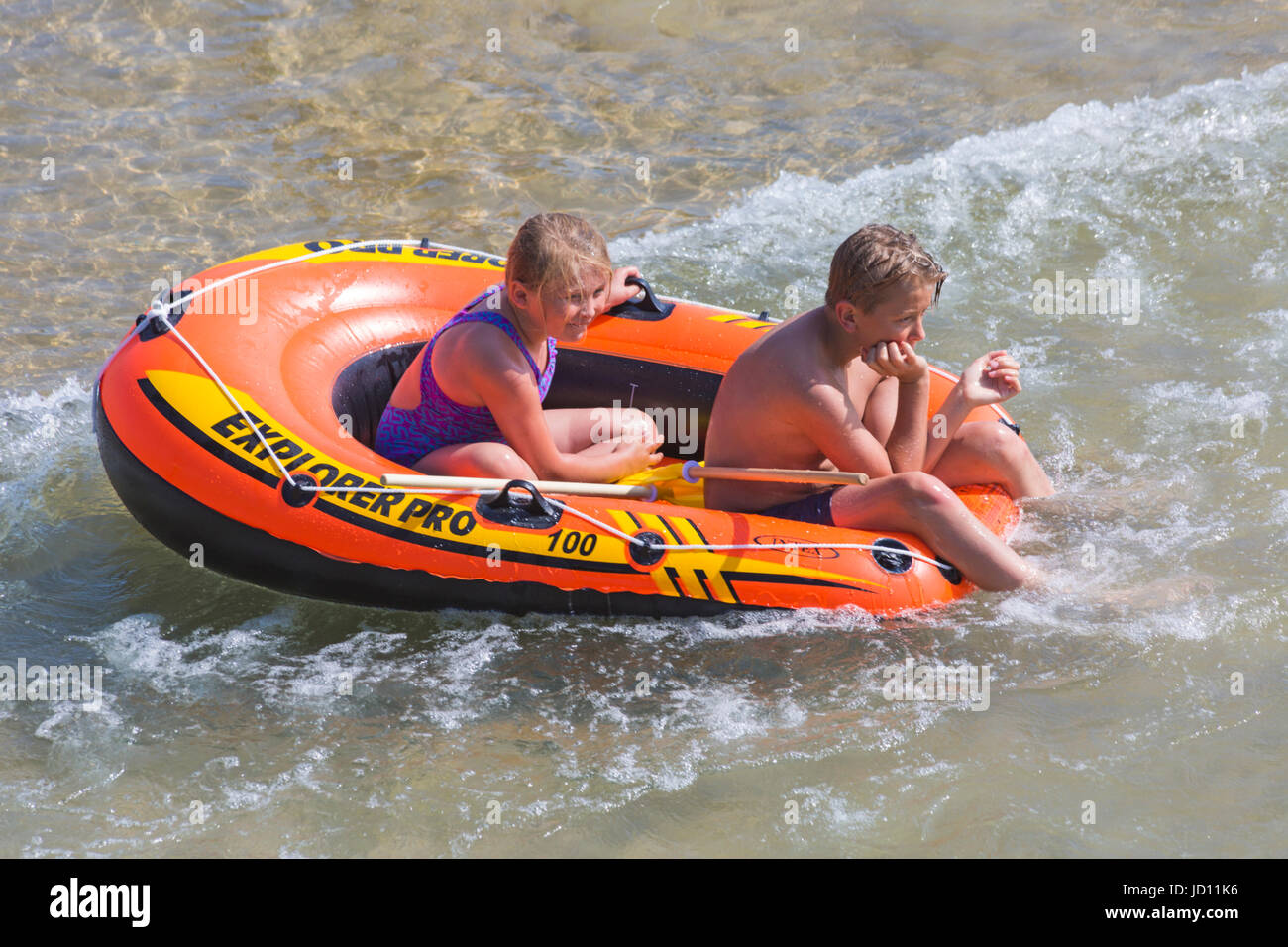 Intex Explorer Pro 100 Boat High Resolution Stock Photography and Images -  Alamy