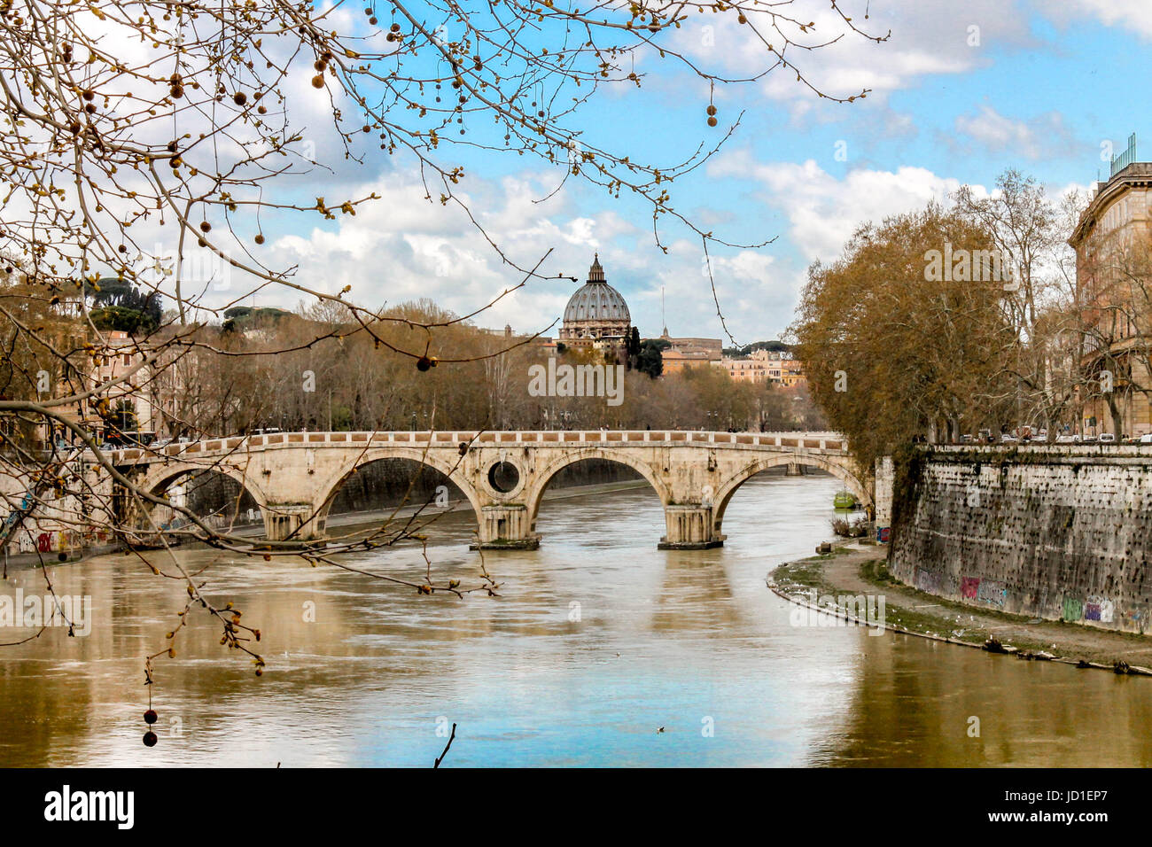 Tiberbruecke hi-res stock photography and images - Alamy